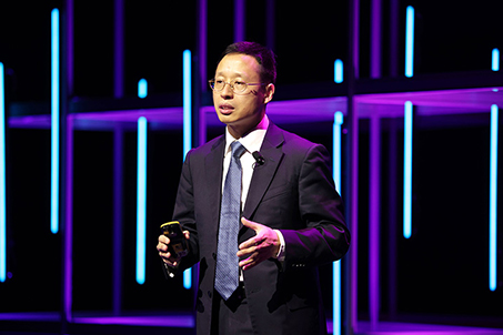 Richard Jin, Vice President of Huawei and President of the Optical Business Product Line delivering a keynote speech at the Mobile World Congress 2022 (MWC 2022).