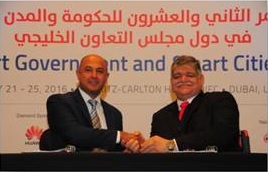 Safder receives award at GCC Smart government & Services